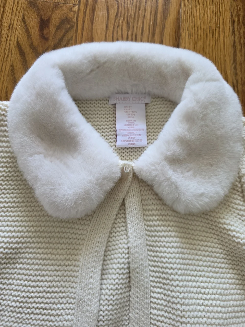 Shabby Chic Cream Knit Cropped Cardigan with Faux Fur Collar